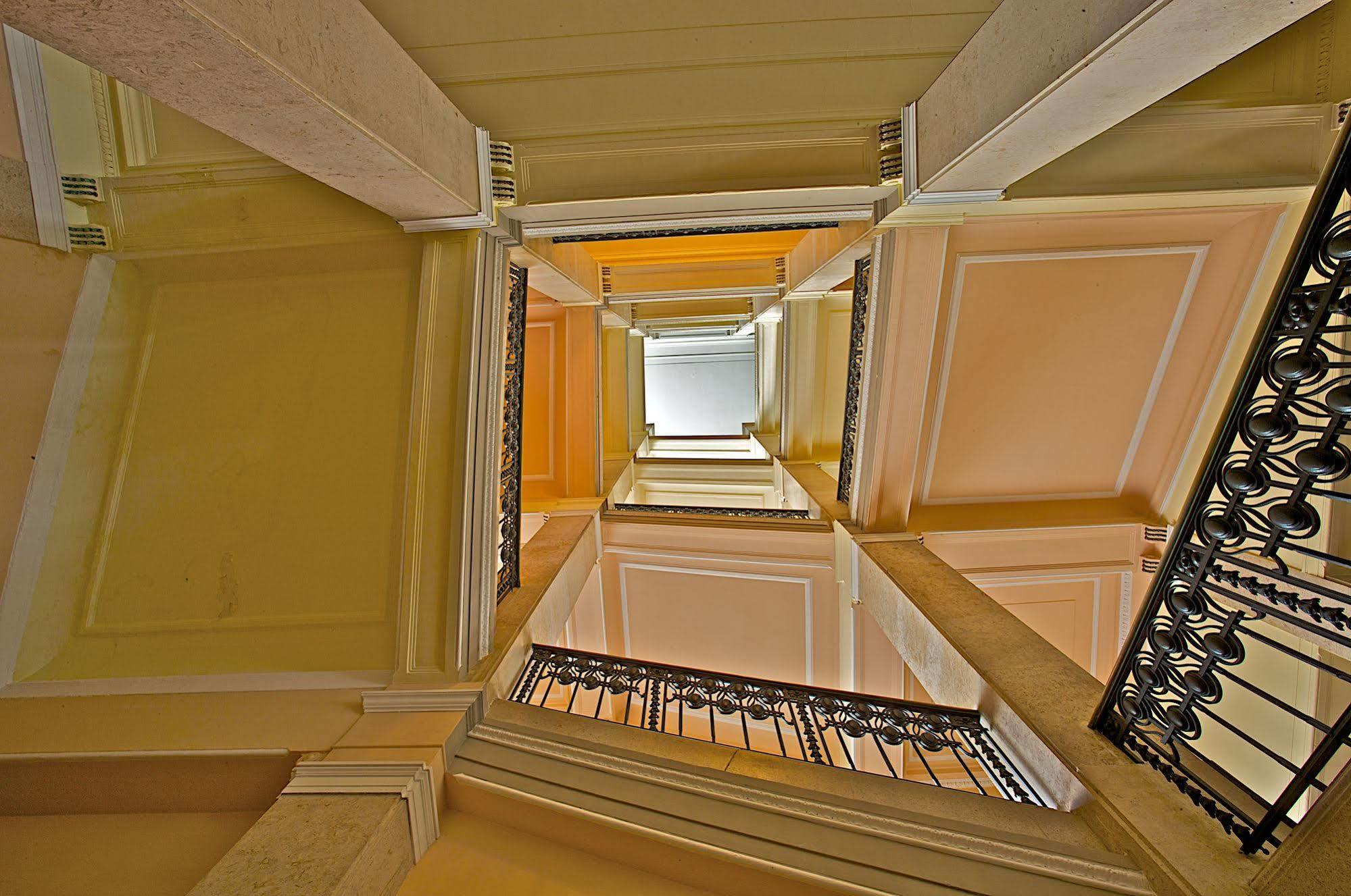 Guest House Hotel Riviera بولا المظهر الخارجي الصورة